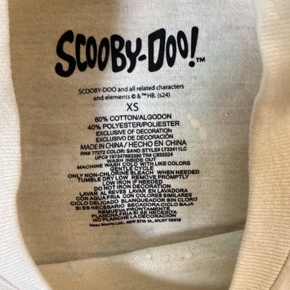 NWT Scooby Doo Beige Front & Back Cartoon Graphic Tee Size Small - Picture 3 of 5